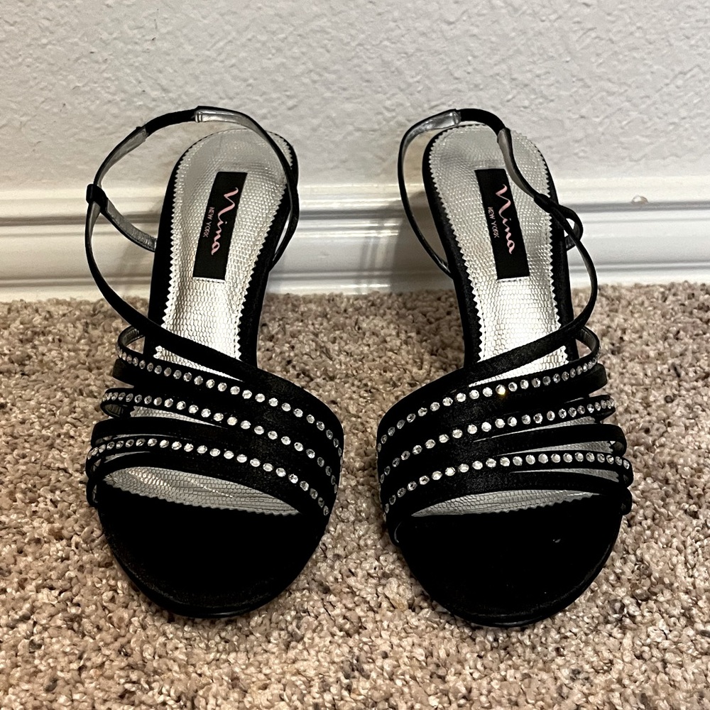 Nina Gandy Black Heels Sz. 8 1/2 M